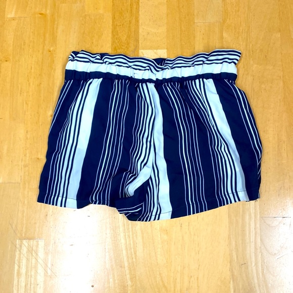 Hot Kiss blue/white striped shorts - Picture 2 of 2